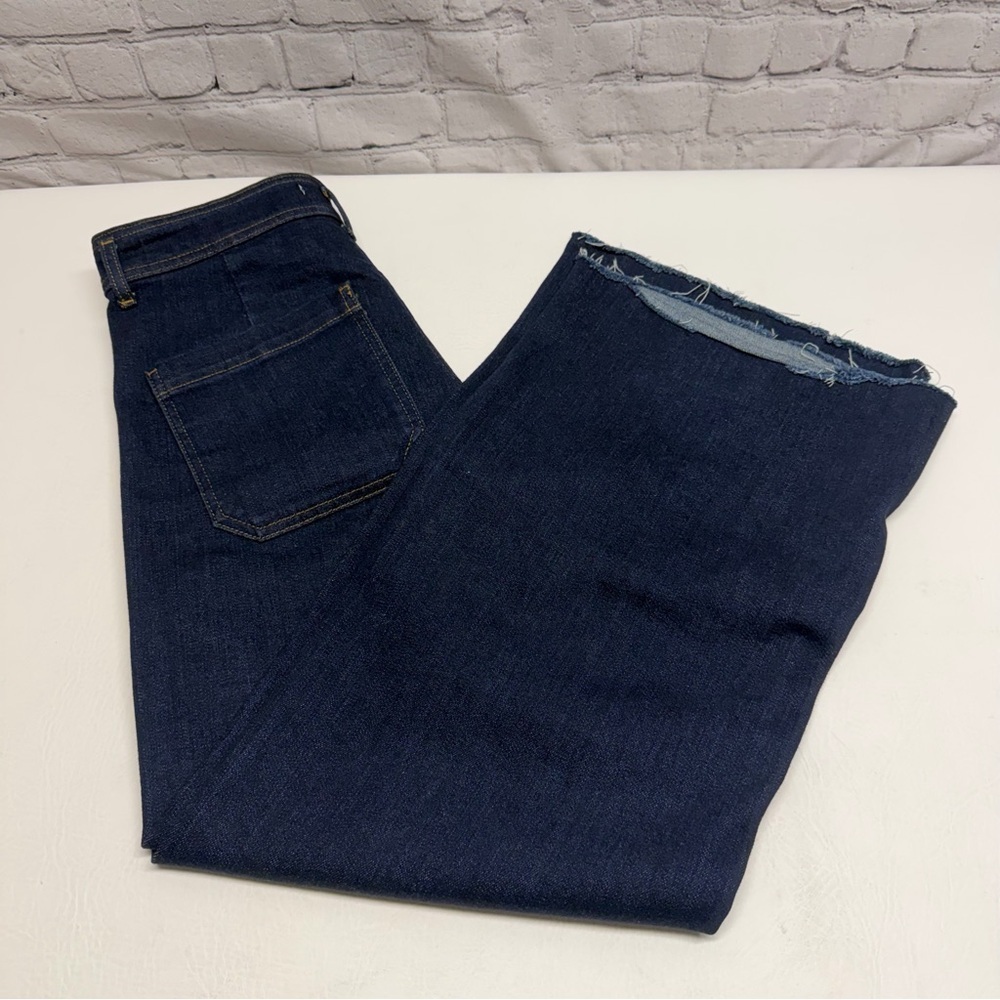 Zara women’s wide leg Jeans in Dark blue size 8 no stretch